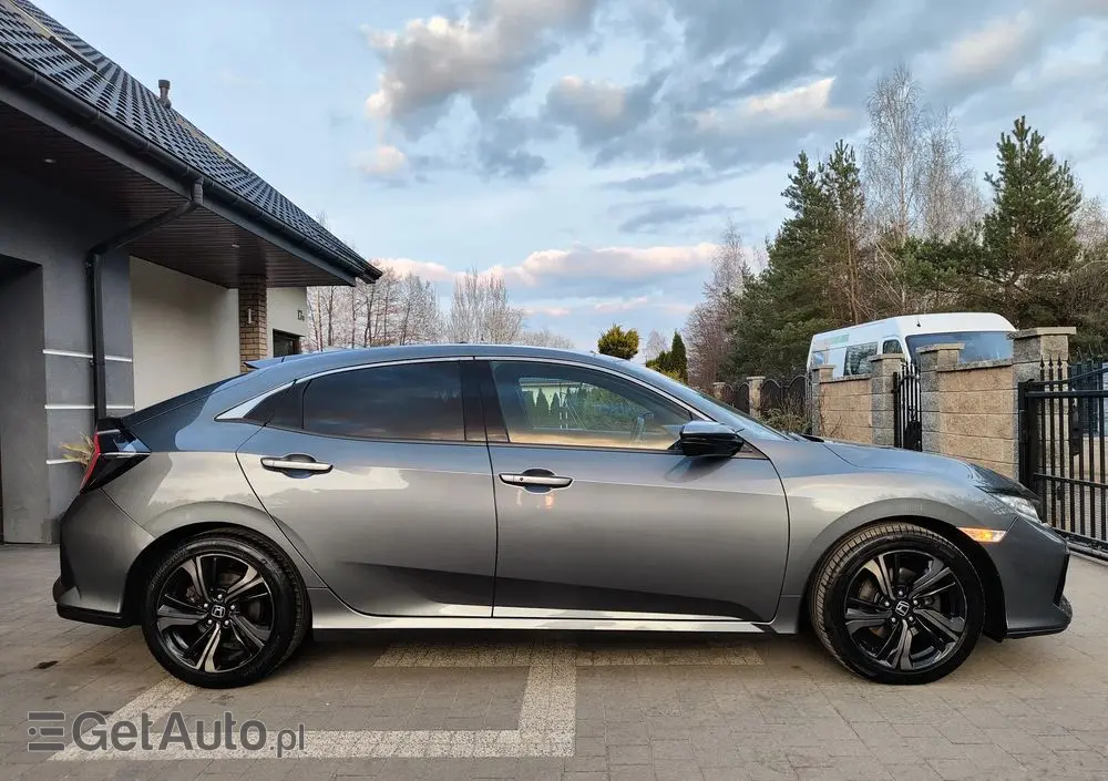 HONDA Civic 1.6 i-DTEC Executive Black Edition