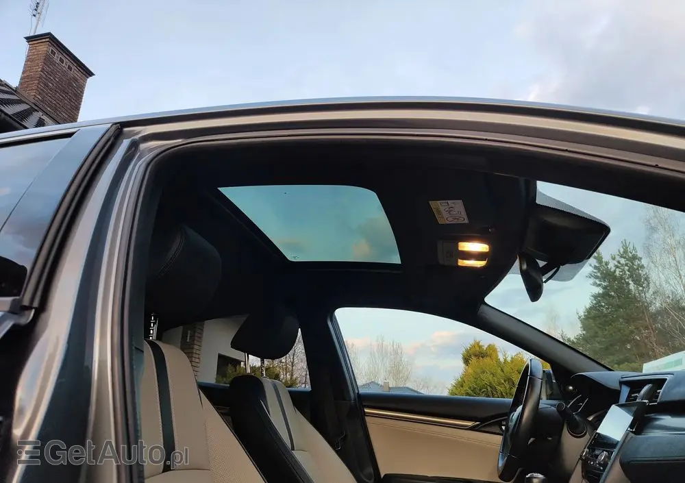 HONDA Civic 1.6 i-DTEC Executive Black Edition