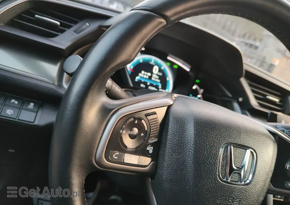 HONDA Civic 1.6 i-DTEC Executive Black Edition