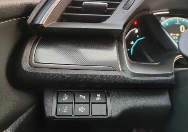 HONDA Civic 1.6 i-DTEC Executive Black Edition