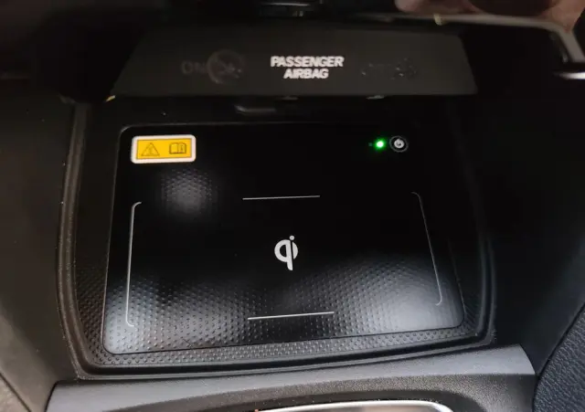 HONDA Civic 1.6 i-DTEC Executive Black Edition