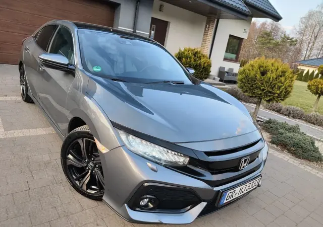 HONDA Civic 1.6 i-DTEC Executive Black Edition