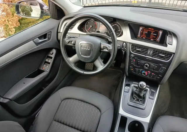 AUDI A4 Avant 
