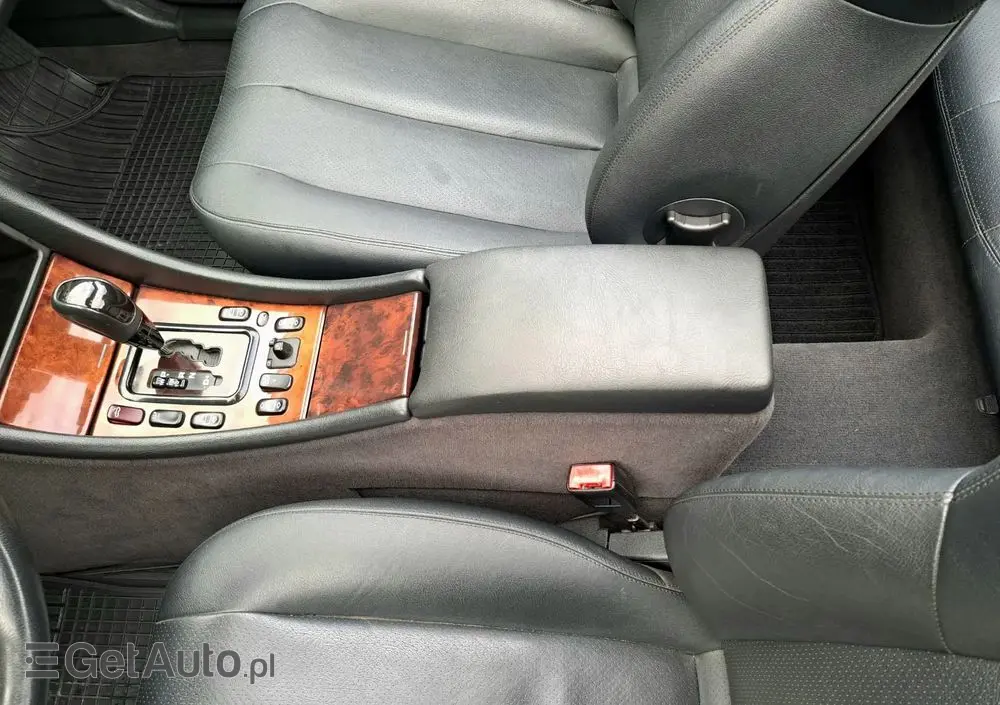 MERCEDES-BENZ CLK 