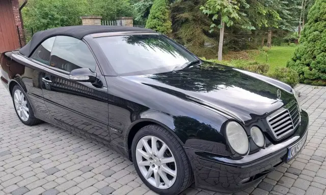 MERCEDES-BENZ CLK 