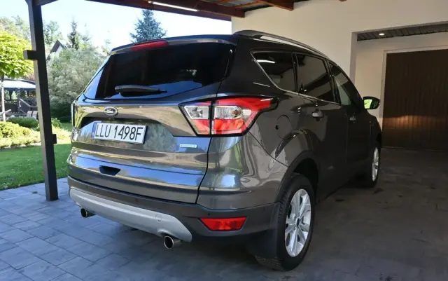 FORD Kuga 1.5 EcoBoost 2x4 Titanium