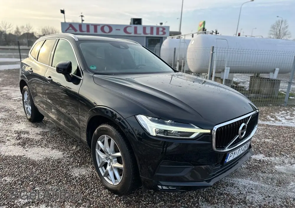 VOLVO XC 60 D3 Momentum