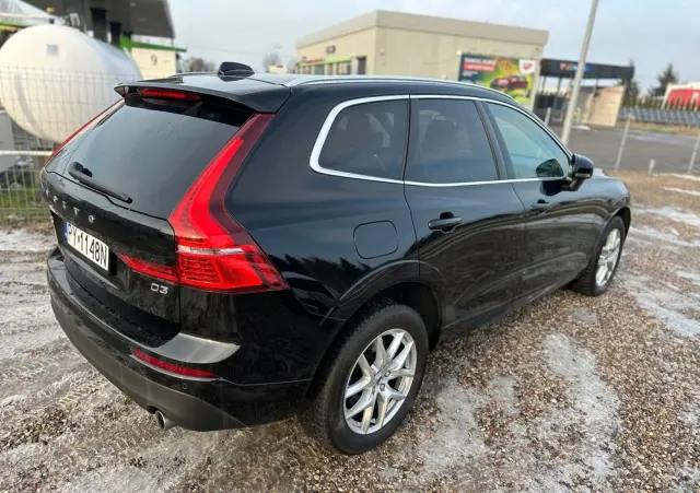 VOLVO XC 60 D3 Momentum