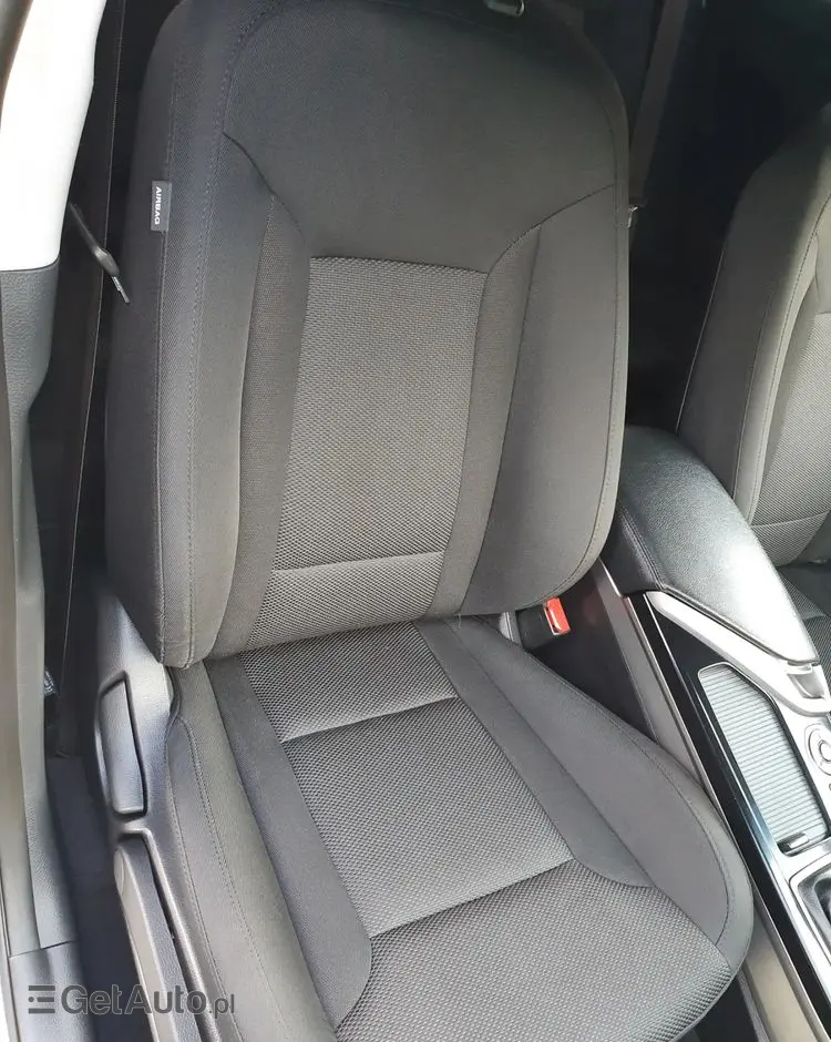 HYUNDAI I40 2.0 GDI Comfort +