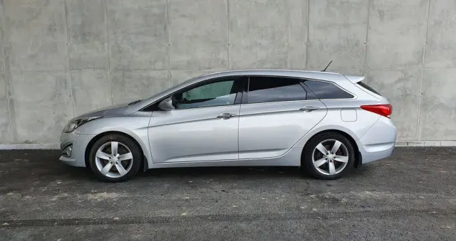 HYUNDAI I40 2.0 GDI Comfort +