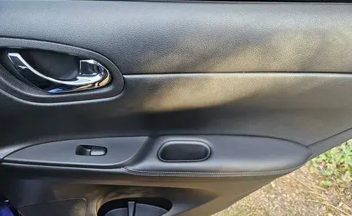 NISSAN Pulsar 