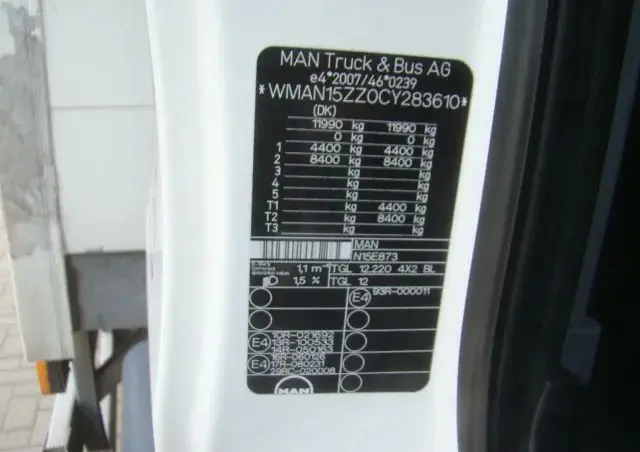 MAN TGL 12-220 8.10M KLIMA WINDA 2000KG 