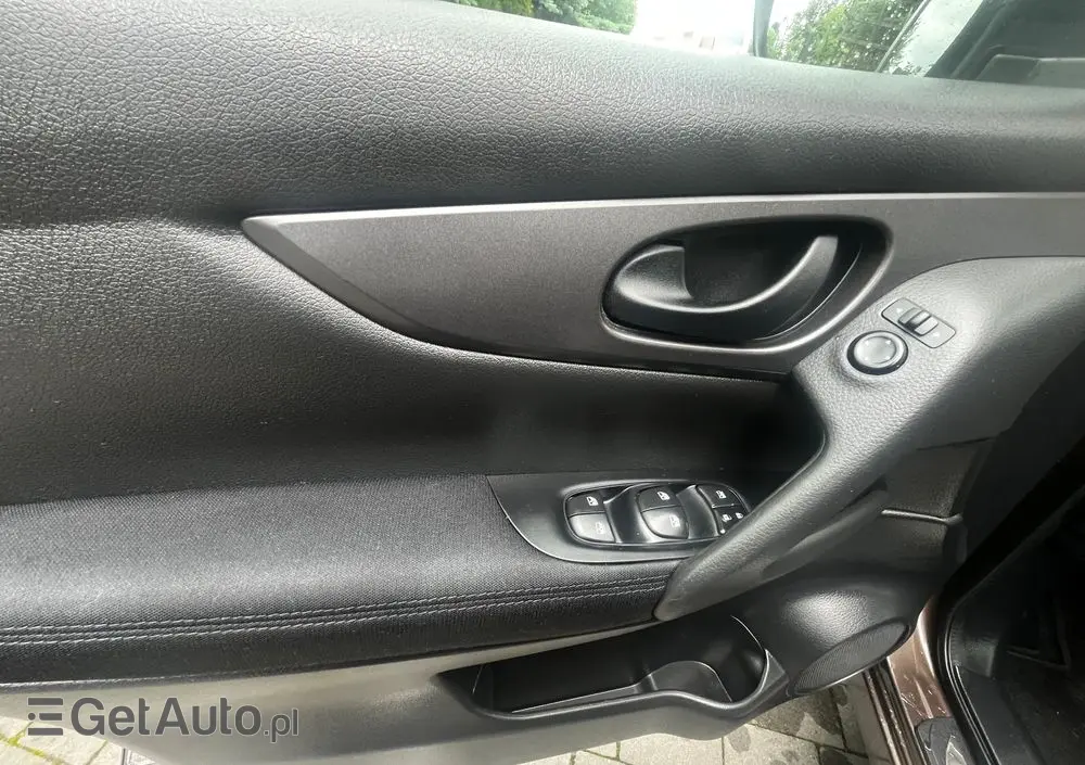 NISSAN Qashqai 1.2 DIG-T N-Vision