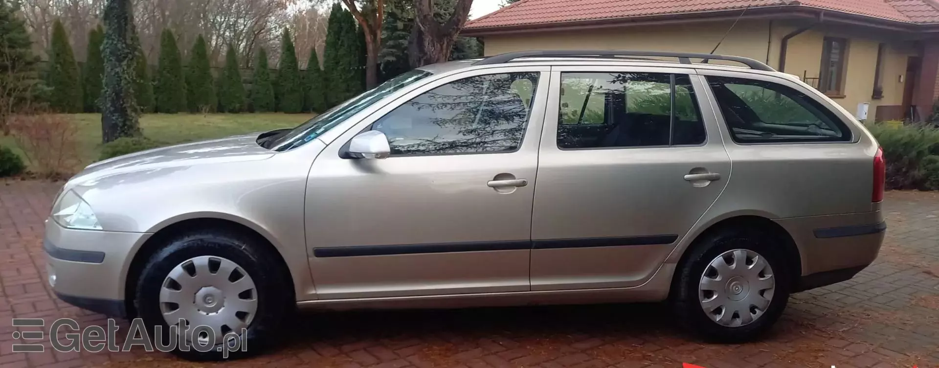 SKODA Octavia 1.6 (102 KM)