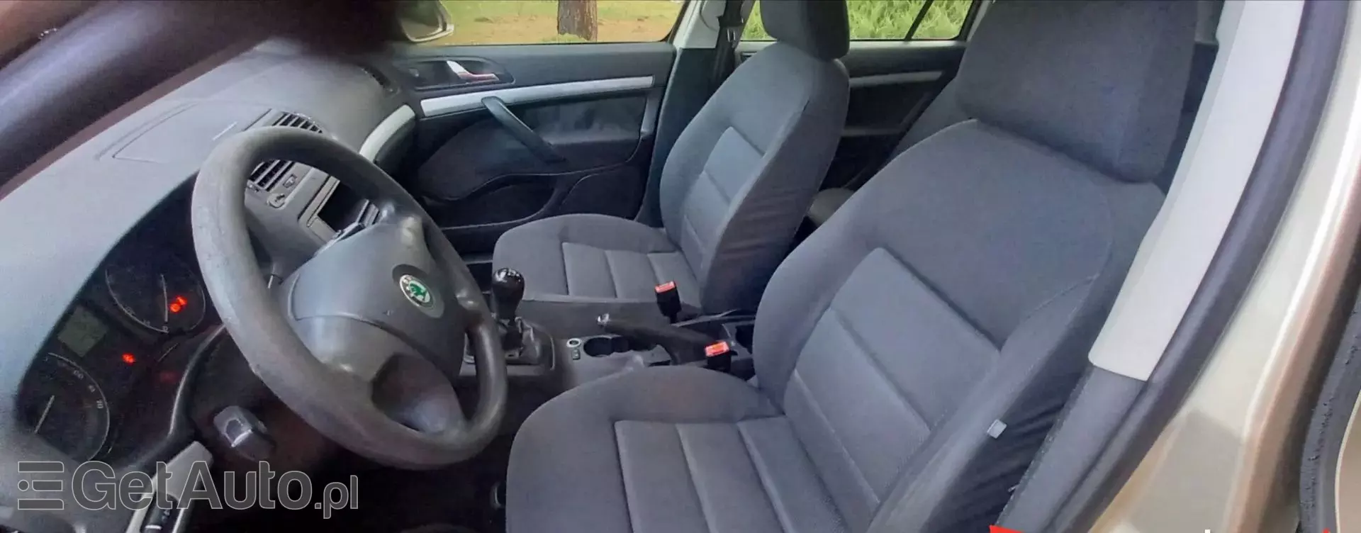 SKODA Octavia 1.6 (102 KM)