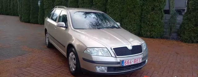 SKODA Octavia 1.6 (102 KM)