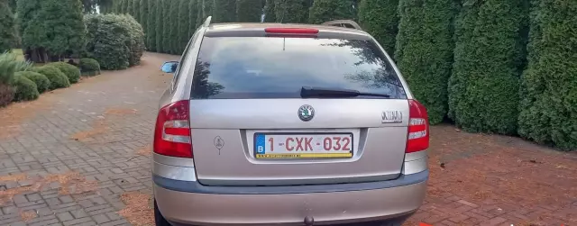 SKODA Octavia 1.6 (102 KM)