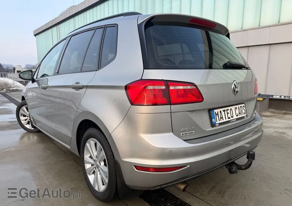 VOLKSWAGEN Golf Sportsvan 1.6 TDI (BlueMotion Technology) DSG Comfortline