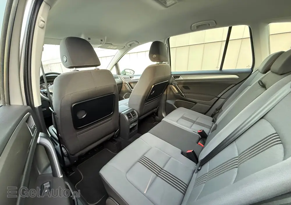 VOLKSWAGEN Golf Sportsvan 1.6 TDI (BlueMotion Technology) DSG Comfortline