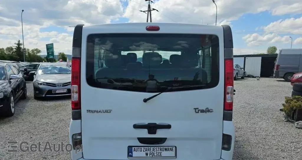RENAULT Trafic 
