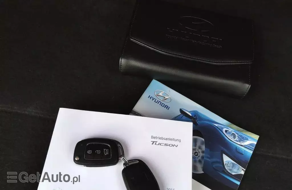 HYUNDAI Tucson 