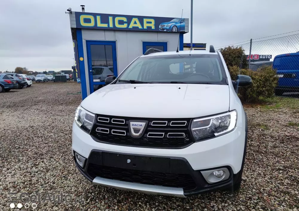 DACIA Sandero Stepway TCe 90 (S&S) Celebration