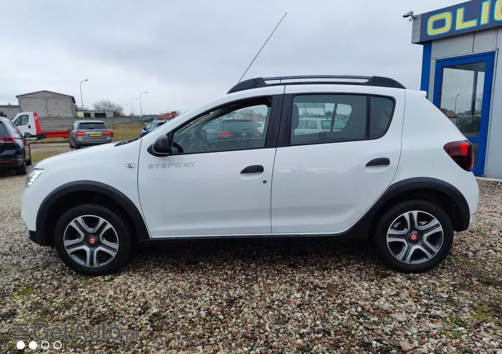 DACIA Sandero Stepway TCe 90 (S&S) Celebration