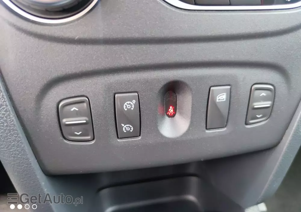 DACIA Sandero Stepway TCe 90 (S&S) Celebration