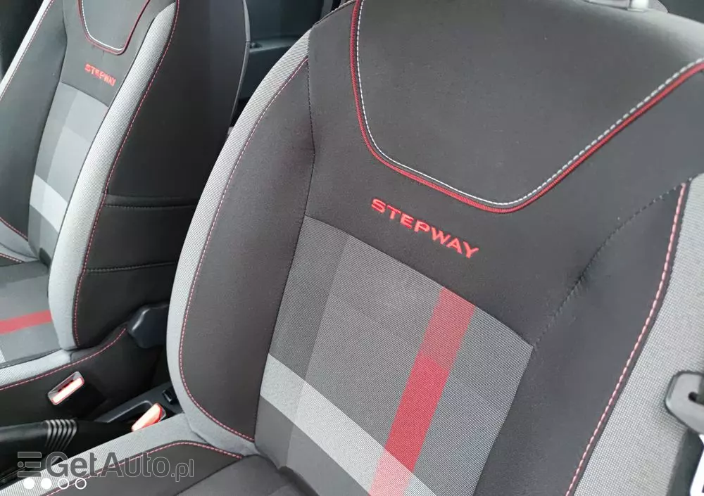 DACIA Sandero Stepway TCe 90 (S&S) Celebration