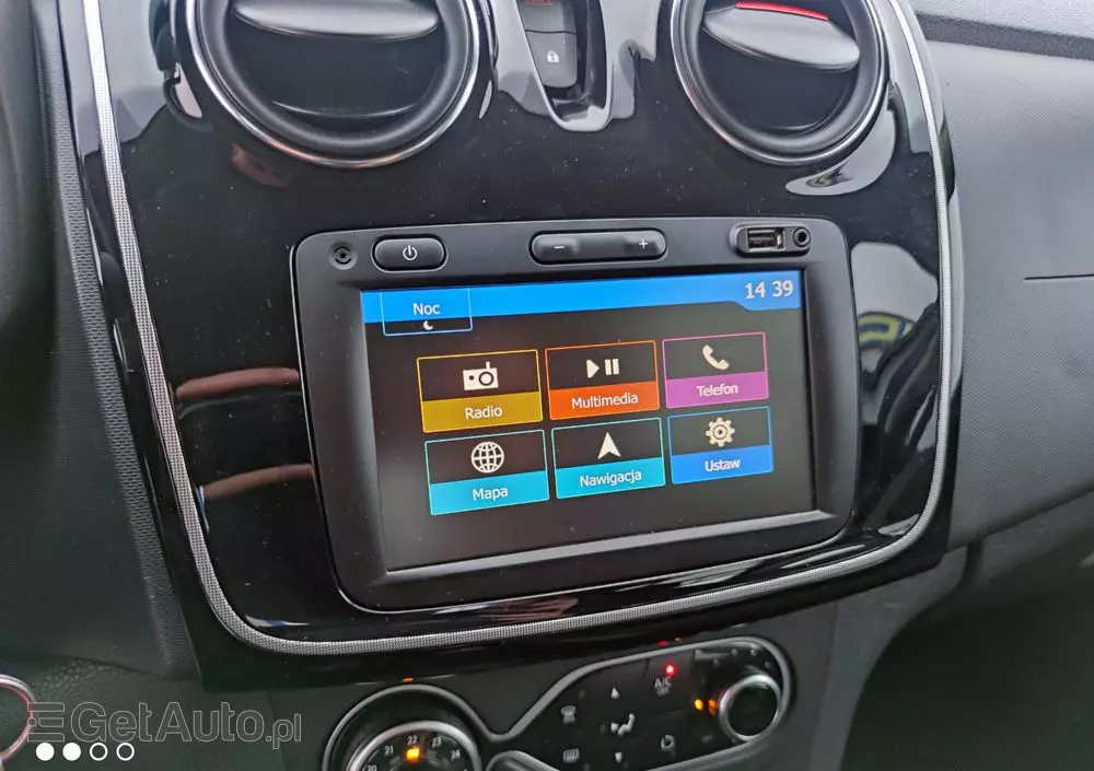 DACIA Sandero Stepway TCe 90 (S&S) Celebration