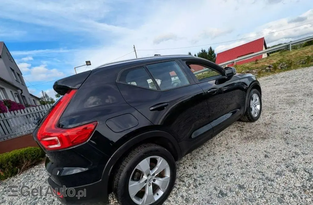 VOLVO Xc 40 