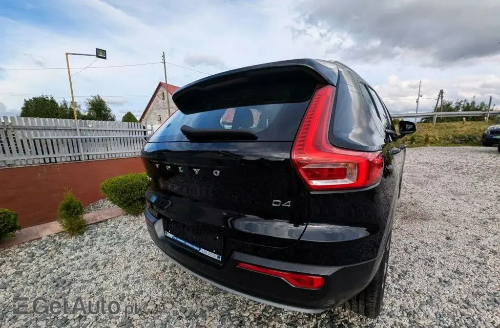 VOLVO Xc 40 