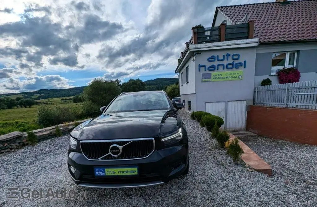 VOLVO Xc 40 
