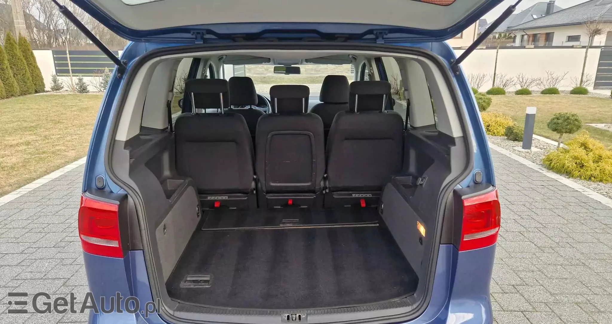 VOLKSWAGEN Touran 2.0 TDI DPF Comfortline