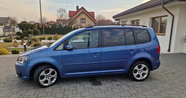 VOLKSWAGEN Touran 2.0 TDI DPF Comfortline