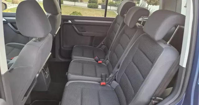 VOLKSWAGEN Touran 2.0 TDI DPF Comfortline