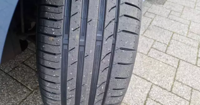 VOLKSWAGEN Touran 2.0 TDI DPF Comfortline