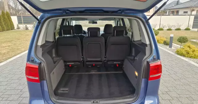 VOLKSWAGEN Touran 2.0 TDI DPF Comfortline