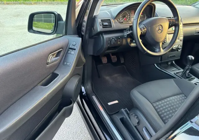 MERCEDES-BENZ Klasa A 180 CDI Avantgarde DPF Special Edition