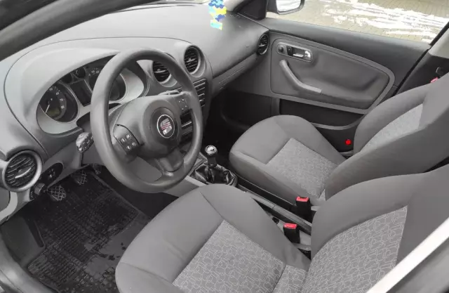 SEAT Ibiza 