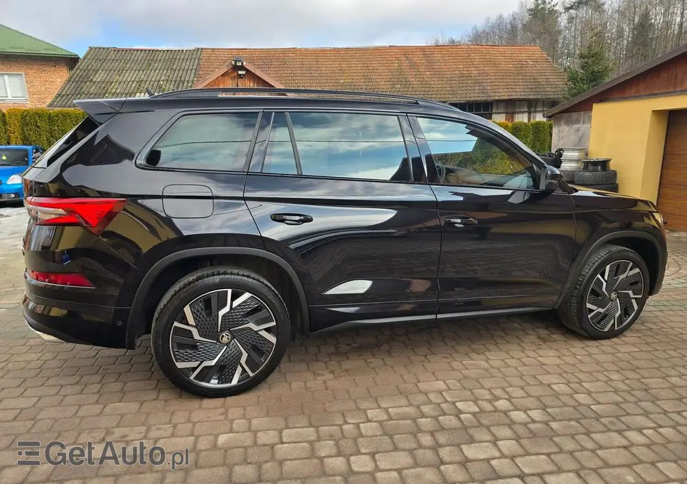 SKODA Kodiaq 2.0 TSI 4x4 RS DSG