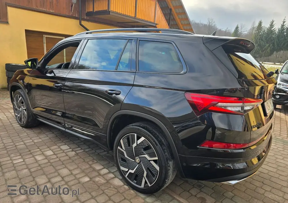 SKODA Kodiaq 2.0 TSI 4x4 RS DSG