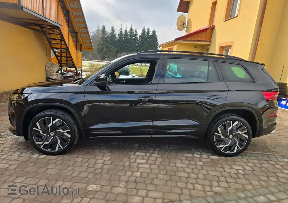 SKODA Kodiaq 2.0 TSI 4x4 RS DSG
