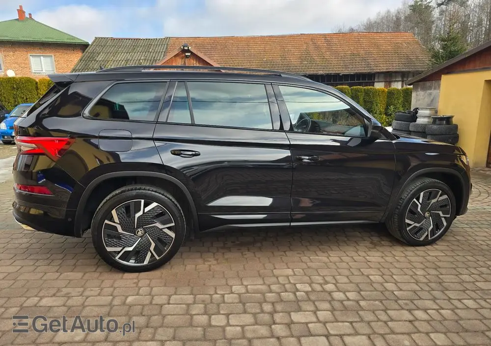 SKODA Kodiaq 2.0 TSI 4x4 RS DSG