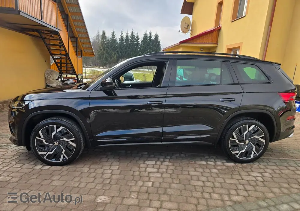 SKODA Kodiaq 2.0 TSI 4x4 RS DSG