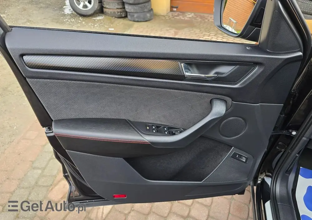 SKODA Kodiaq 2.0 TSI 4x4 RS DSG