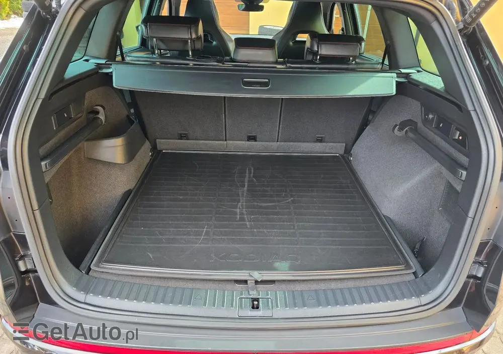SKODA Kodiaq 2.0 TSI 4x4 RS DSG