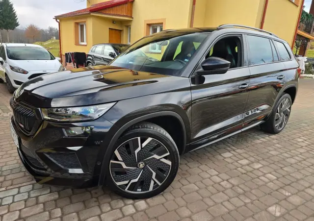 SKODA Kodiaq 2.0 TSI 4x4 RS DSG
