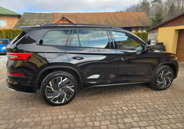 SKODA Kodiaq 2.0 TSI 4x4 RS DSG