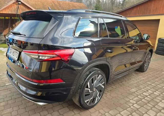 SKODA Kodiaq 2.0 TSI 4x4 RS DSG